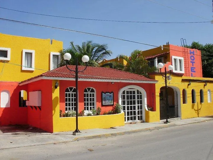 El Acuario Hotel Playa del Carmen