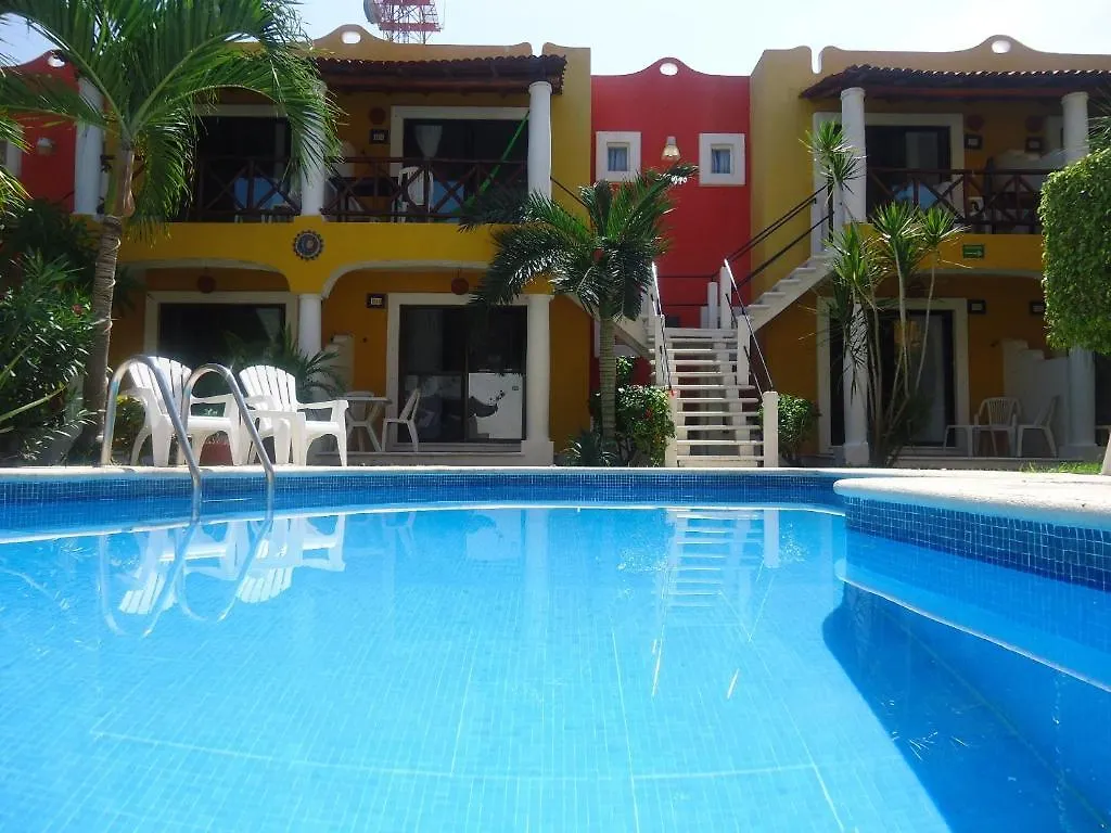 El Acuario Hotel Playa del Carmen 3*,